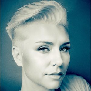 Meet your Posher, Anne